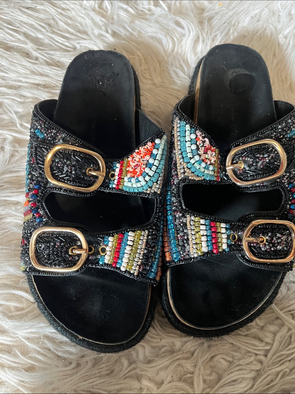 House of Harlow | Beaded Double-Buckle Black Slide Sandals - Picture 2 of 3